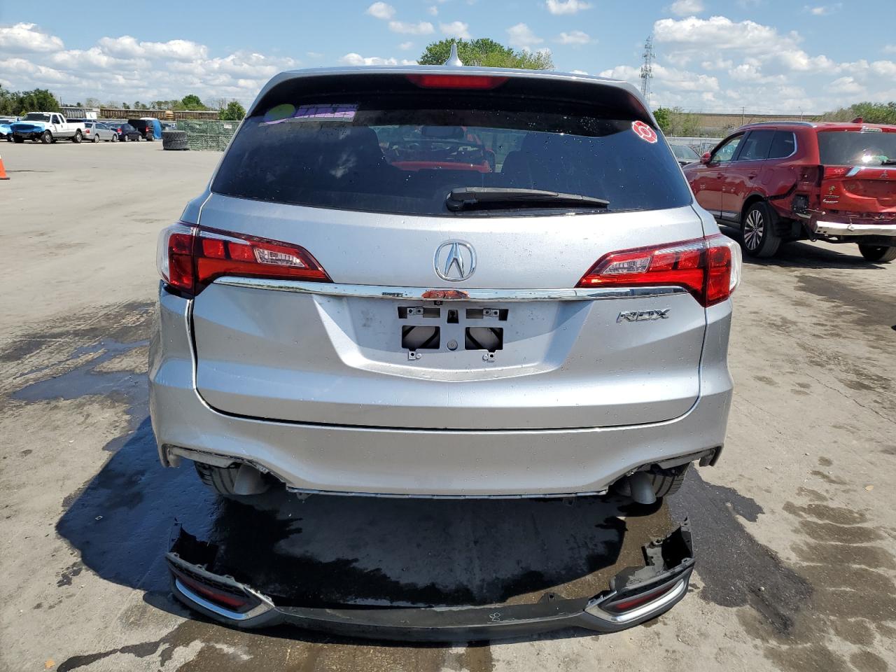 Photo 5 VIN: 5J8TB3H3XJL000256 - ACURA RDX 