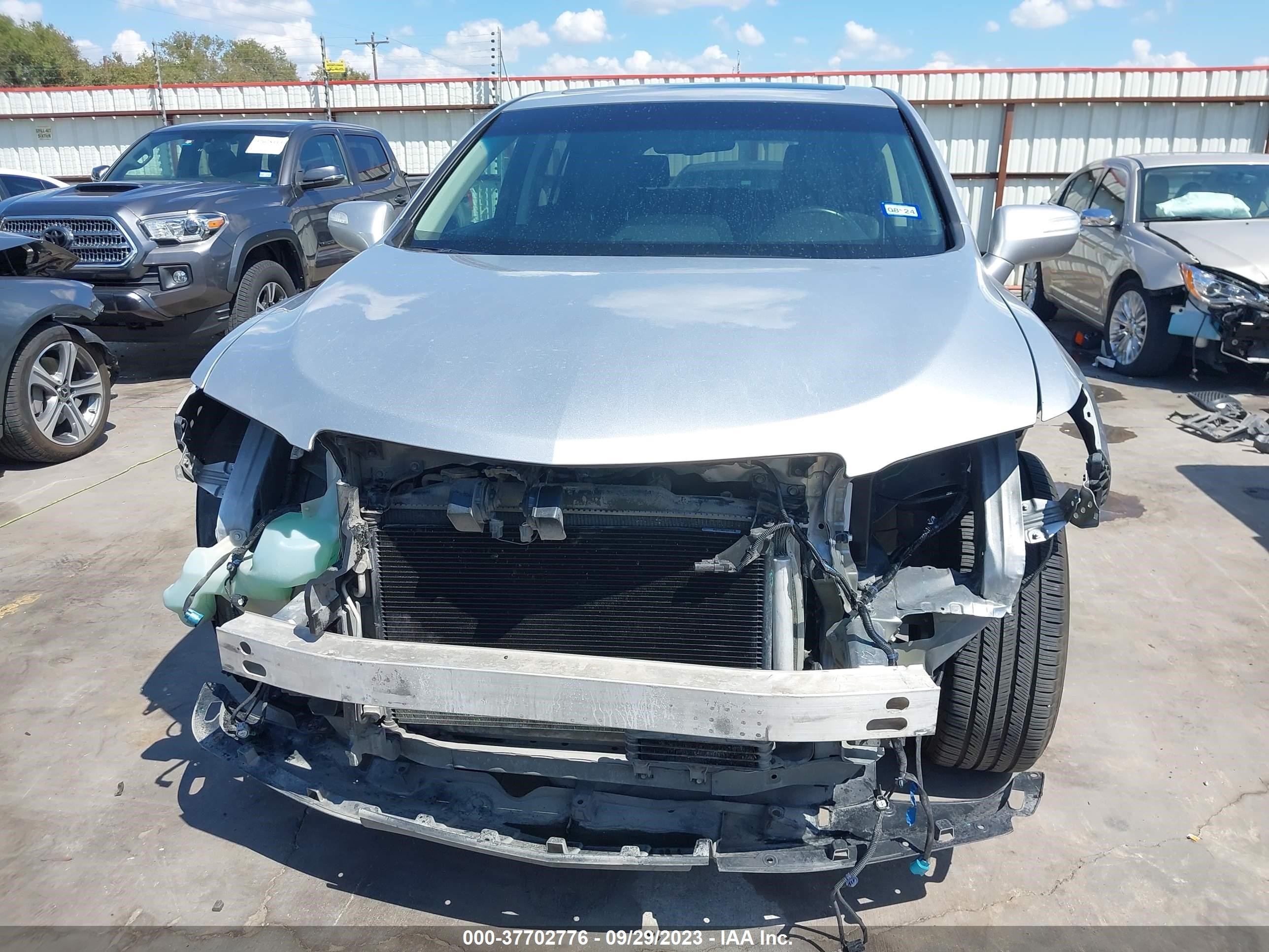 Photo 12 VIN: 5J8TB3H51EL004221 - ACURA RDX 