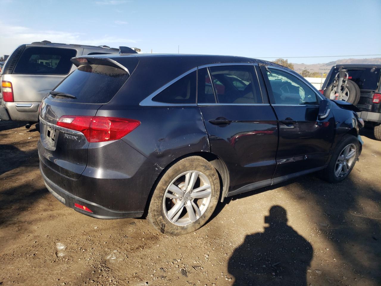 Photo 2 VIN: 5J8TB3H57FL002510 - ACURA RDX 