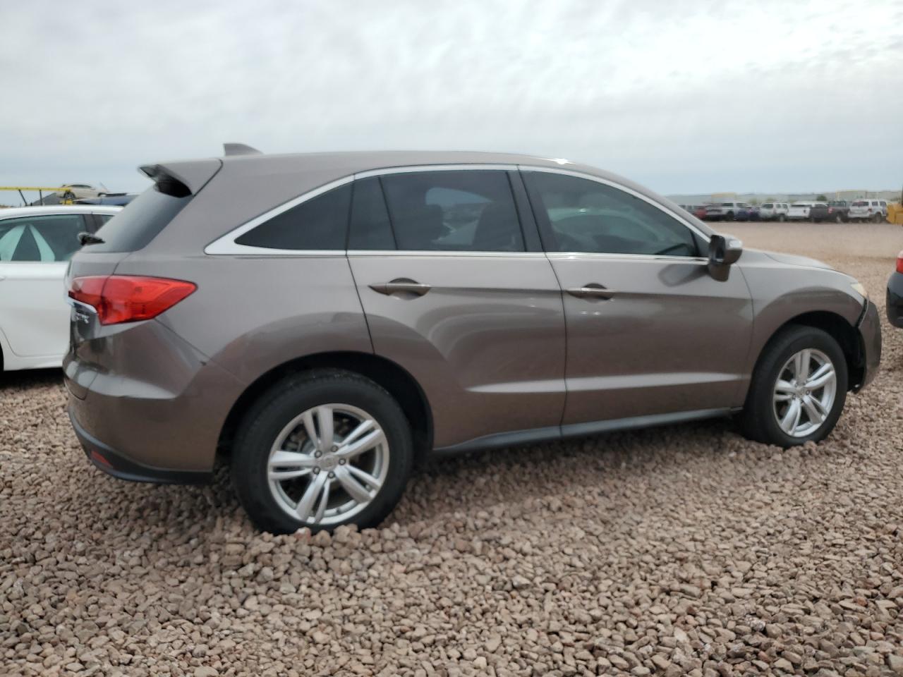 Photo 2 VIN: 5J8TB3H58DL013352 - ACURA RDX 