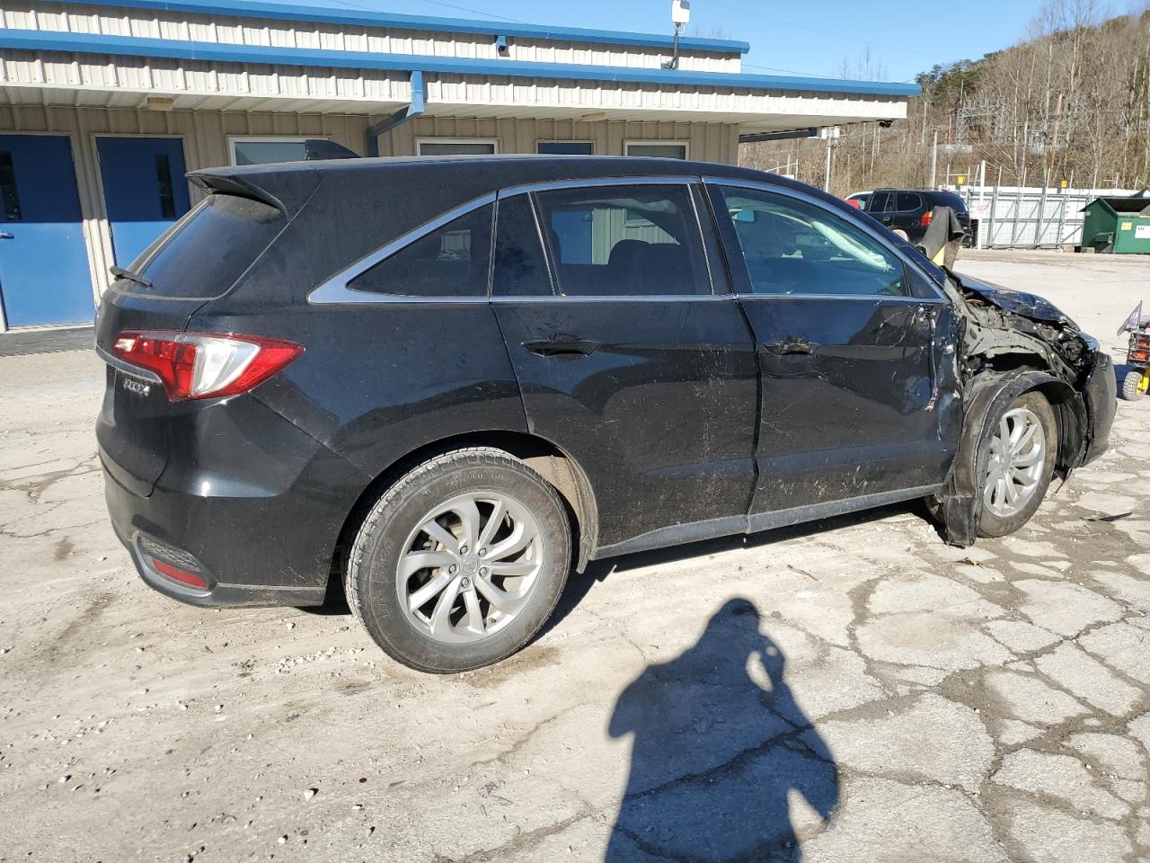 Photo 2 VIN: 5J8TB3H58HL012272 - ACURA RDX 