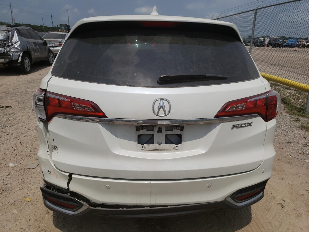 Photo 5 VIN: 5J8TB3H76JL012102 - ACURA RDX 