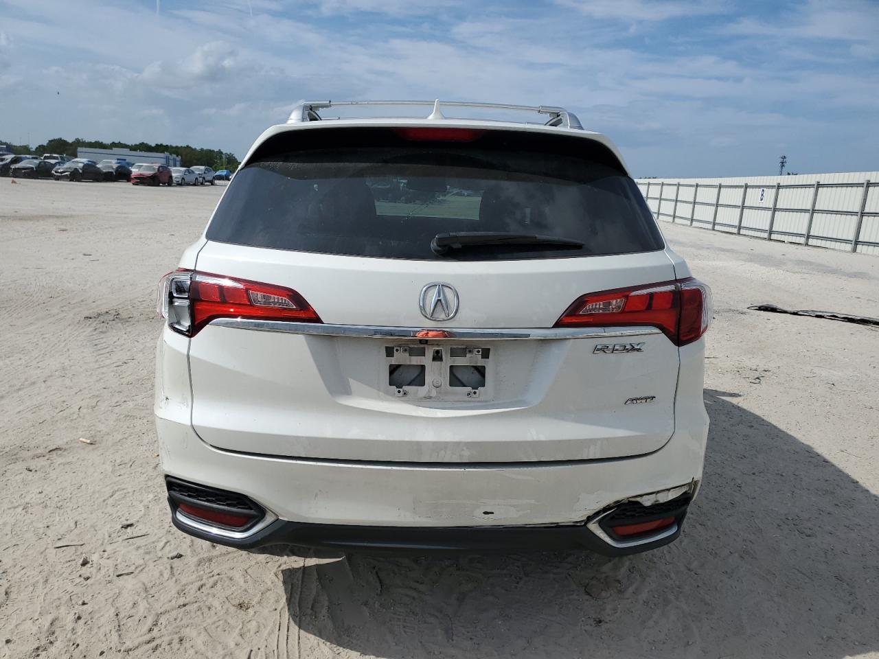 Photo 5 VIN: 5J8TB4H33JL012836 - ACURA RDX 