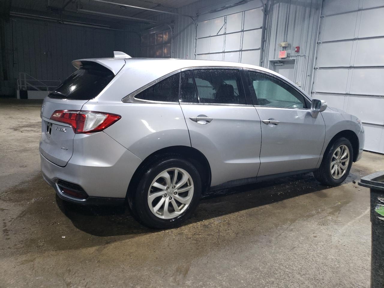 Photo 2 VIN: 5J8TB4H33JL025991 - ACURA RDX 