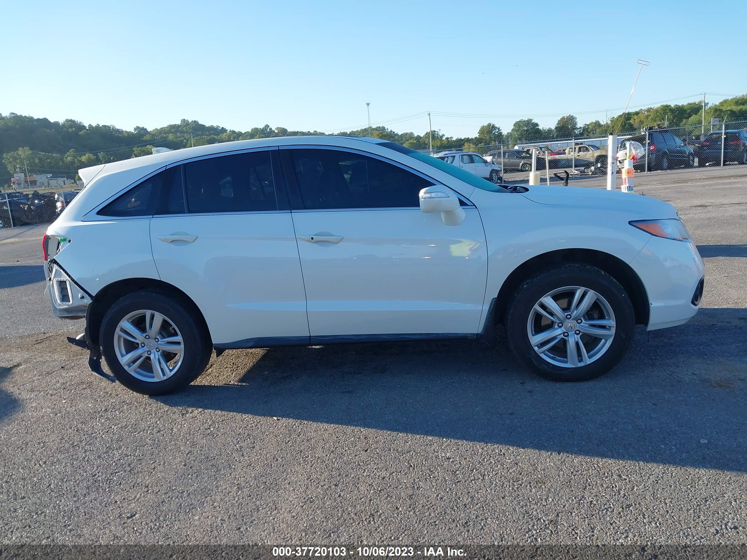 Photo 12 VIN: 5J8TB4H35FL004387 - ACURA RDX 