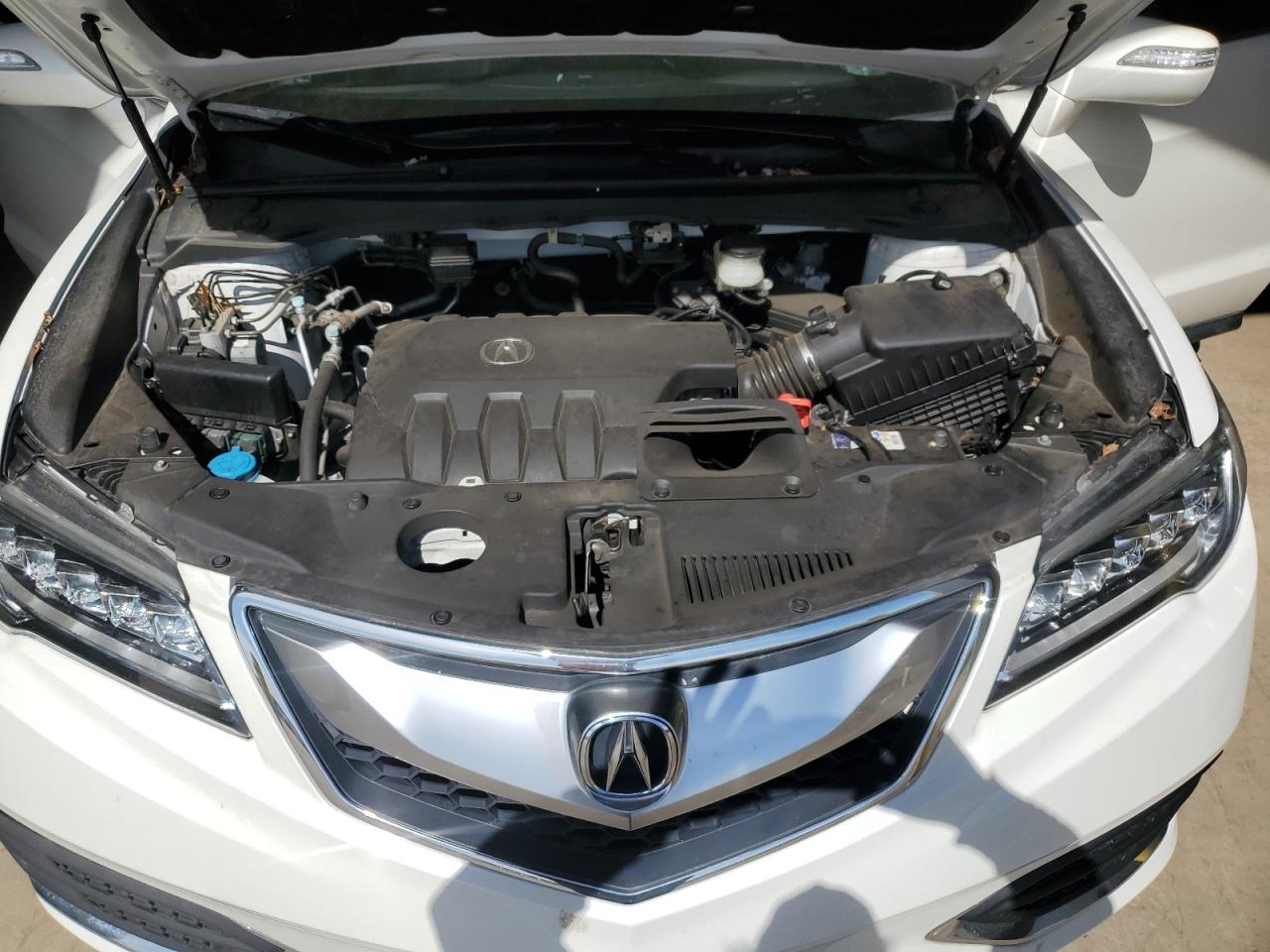 Photo 10 VIN: 5J8TB4H35JL020243 - ACURA RDX 