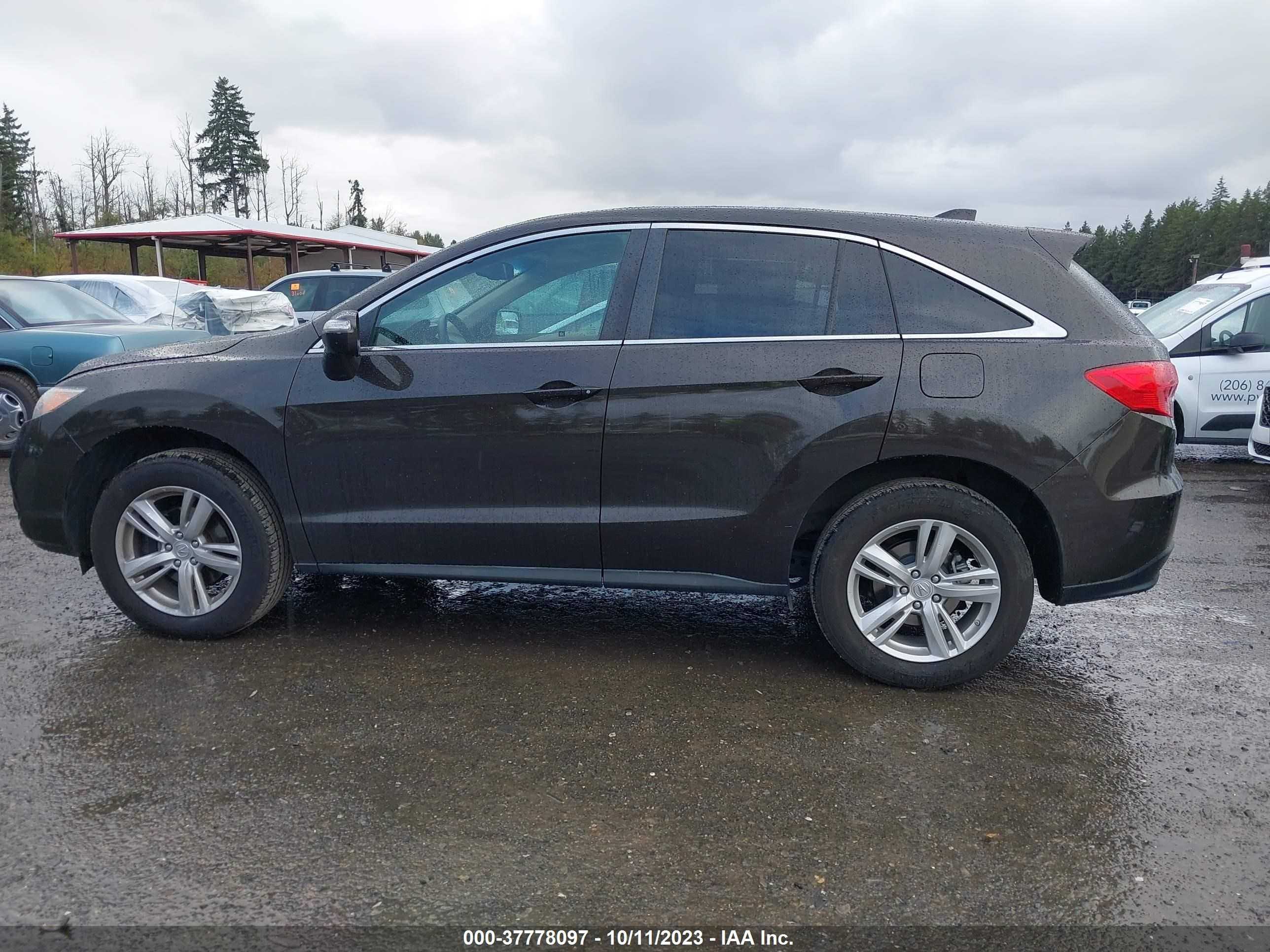 Photo 13 VIN: 5J8TB4H39FL004330 - ACURA RDX 