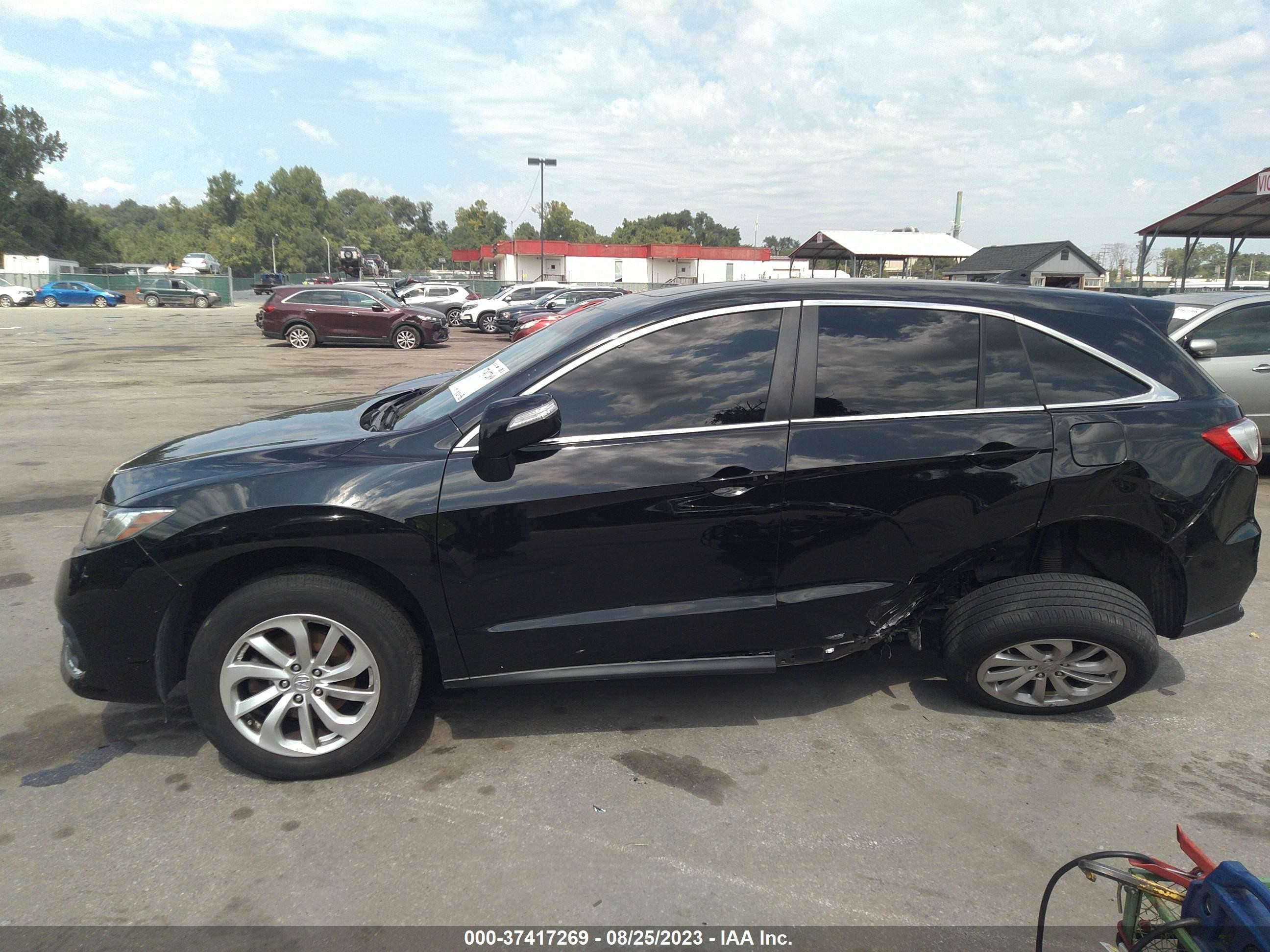 Photo 13 VIN: 5J8TB4H3XJL019962 - ACURA RDX 