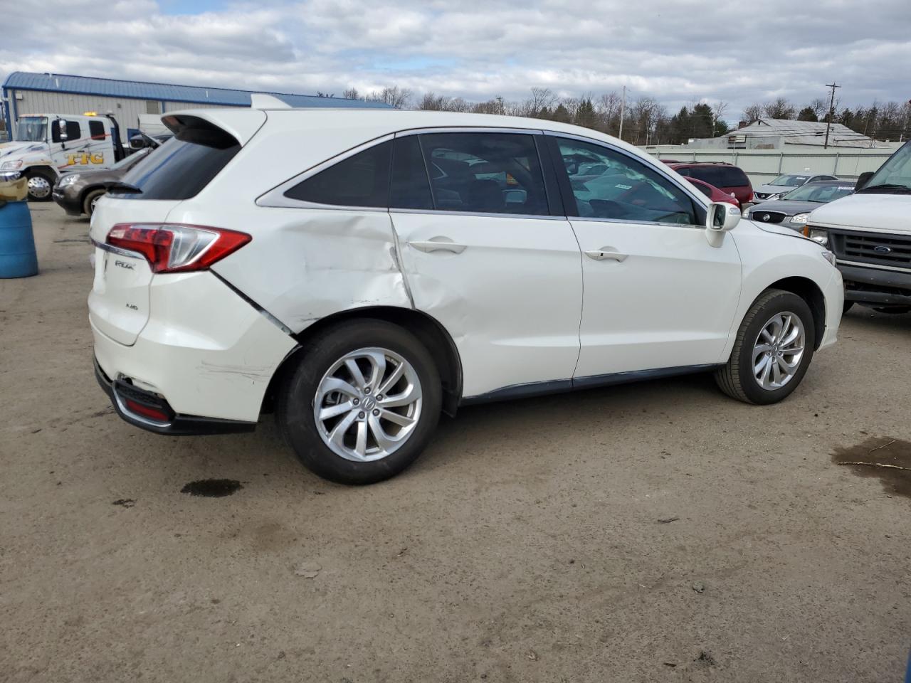 Photo 2 VIN: 5J8TB4H58HL016182 - ACURA RDX 