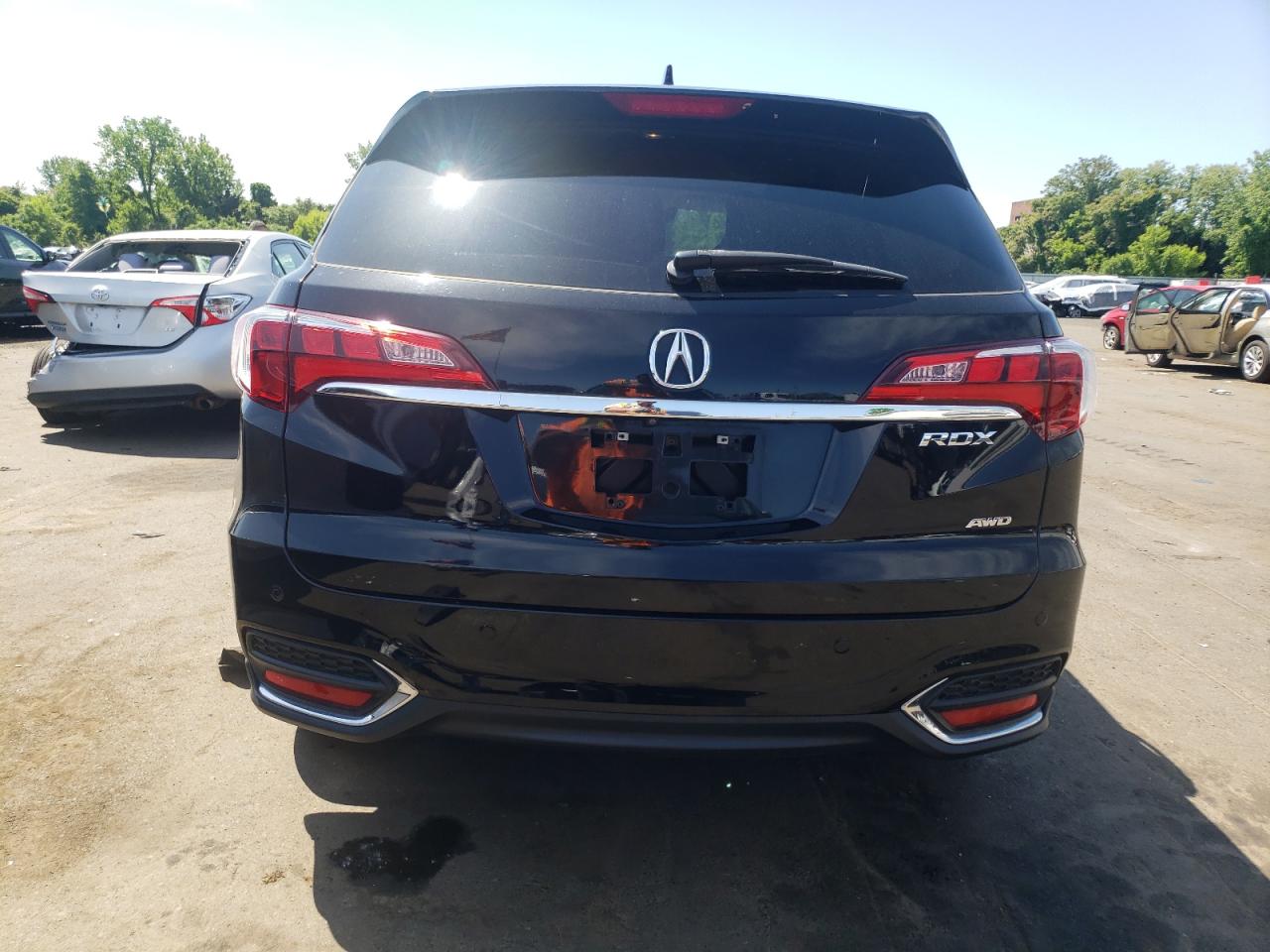 Photo 5 VIN: 5J8TB4H7XJL023108 - ACURA RDX 