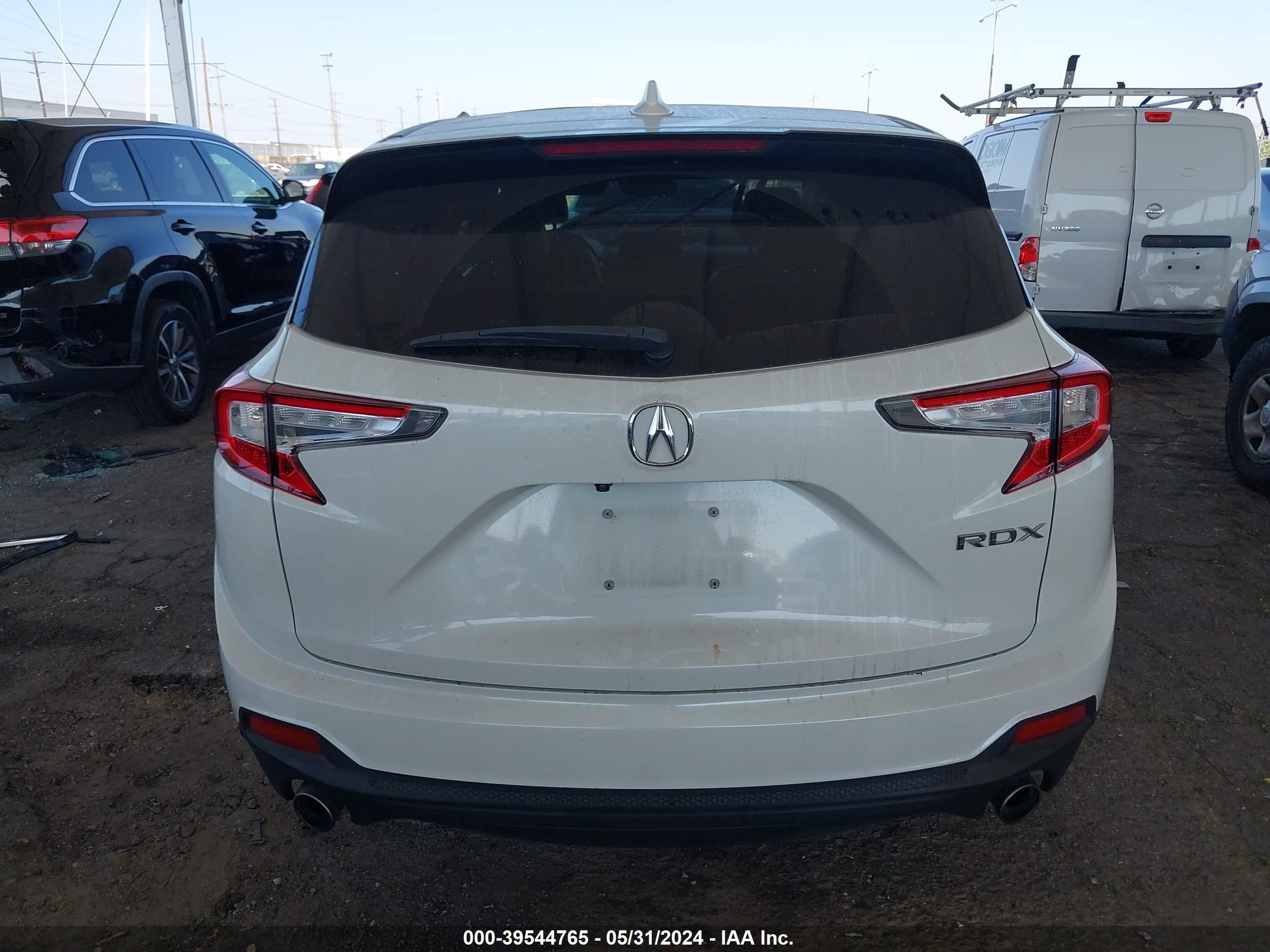 Photo 15 VIN: 5J8TC1H31KL006479 - ACURA RDX 