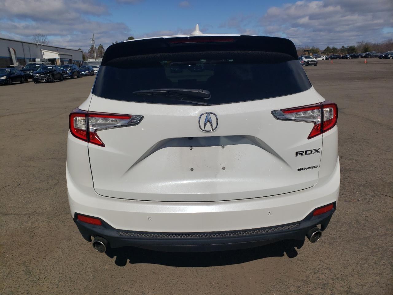 Photo 5 VIN: 5J8TC2H5XLL021703 - ACURA RDX 