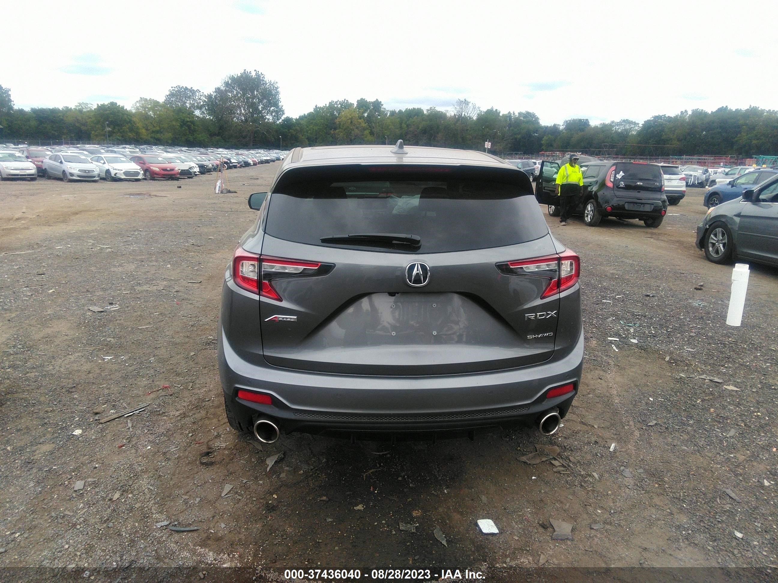 Photo 15 VIN: 5J8TC2H6XPL009212 - ACURA RDX 