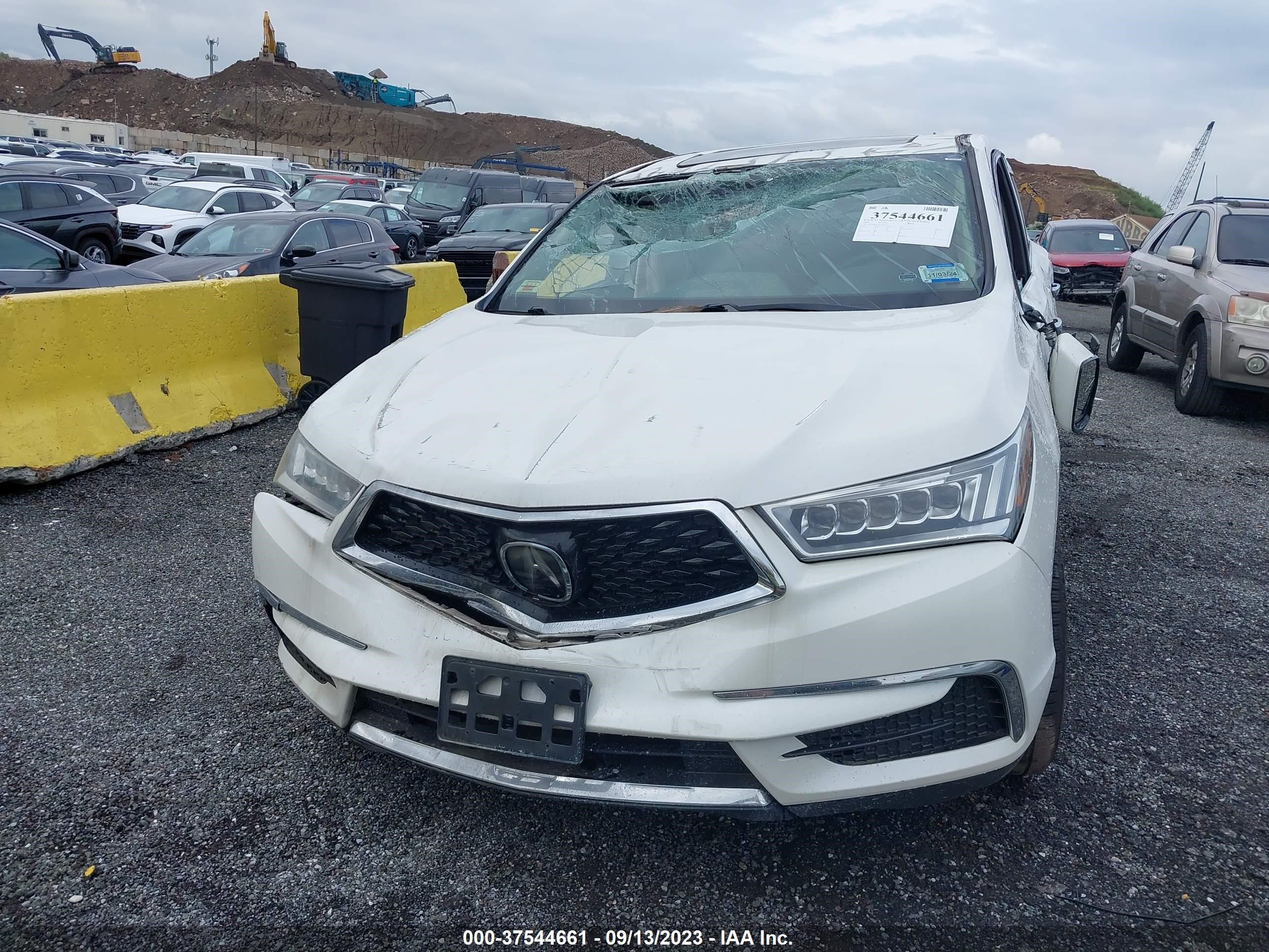 Photo 10 VIN: 5J8YD4H33JL019852 - ACURA MDX 