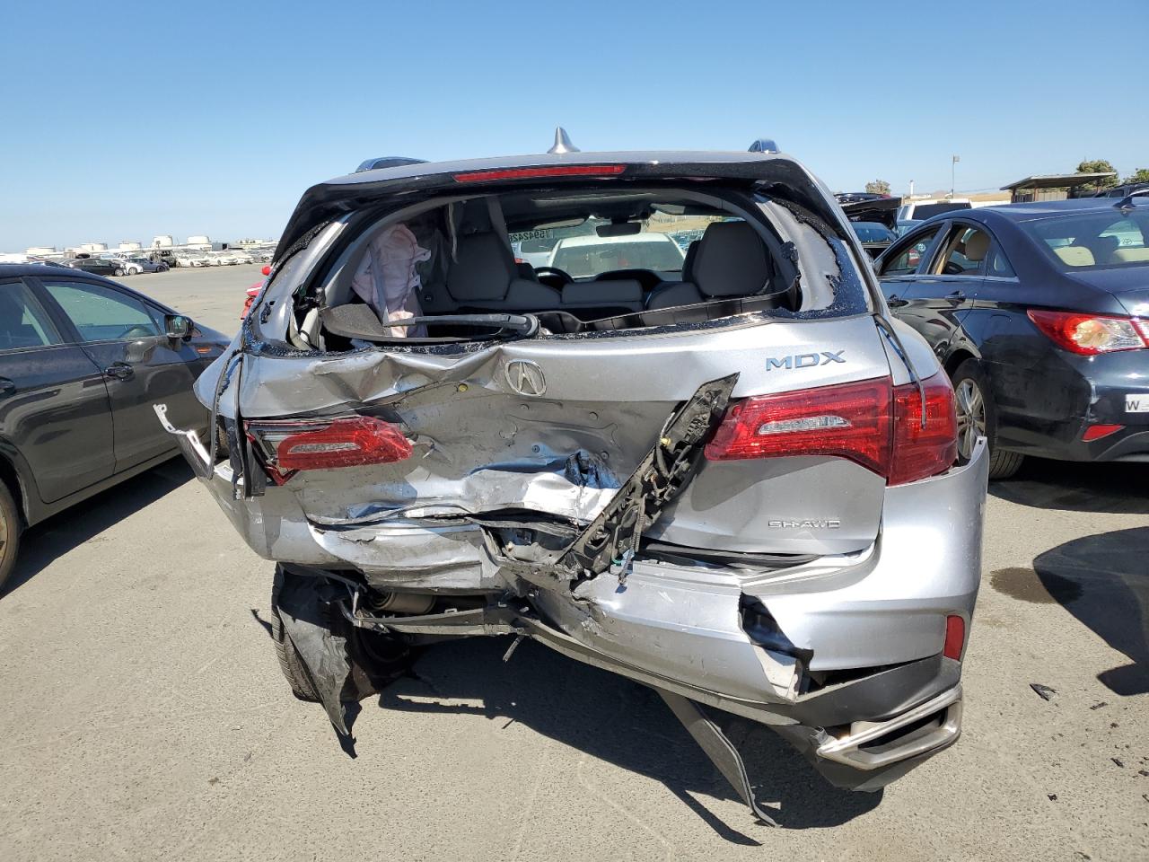 Photo 5 VIN: 5J8YD4H36JL019778 - ACURA MDX 