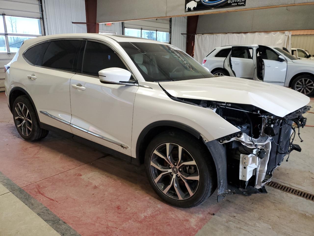 Photo 3 VIN: 5J8YE1H4XPL031493 - ACURA MDX 