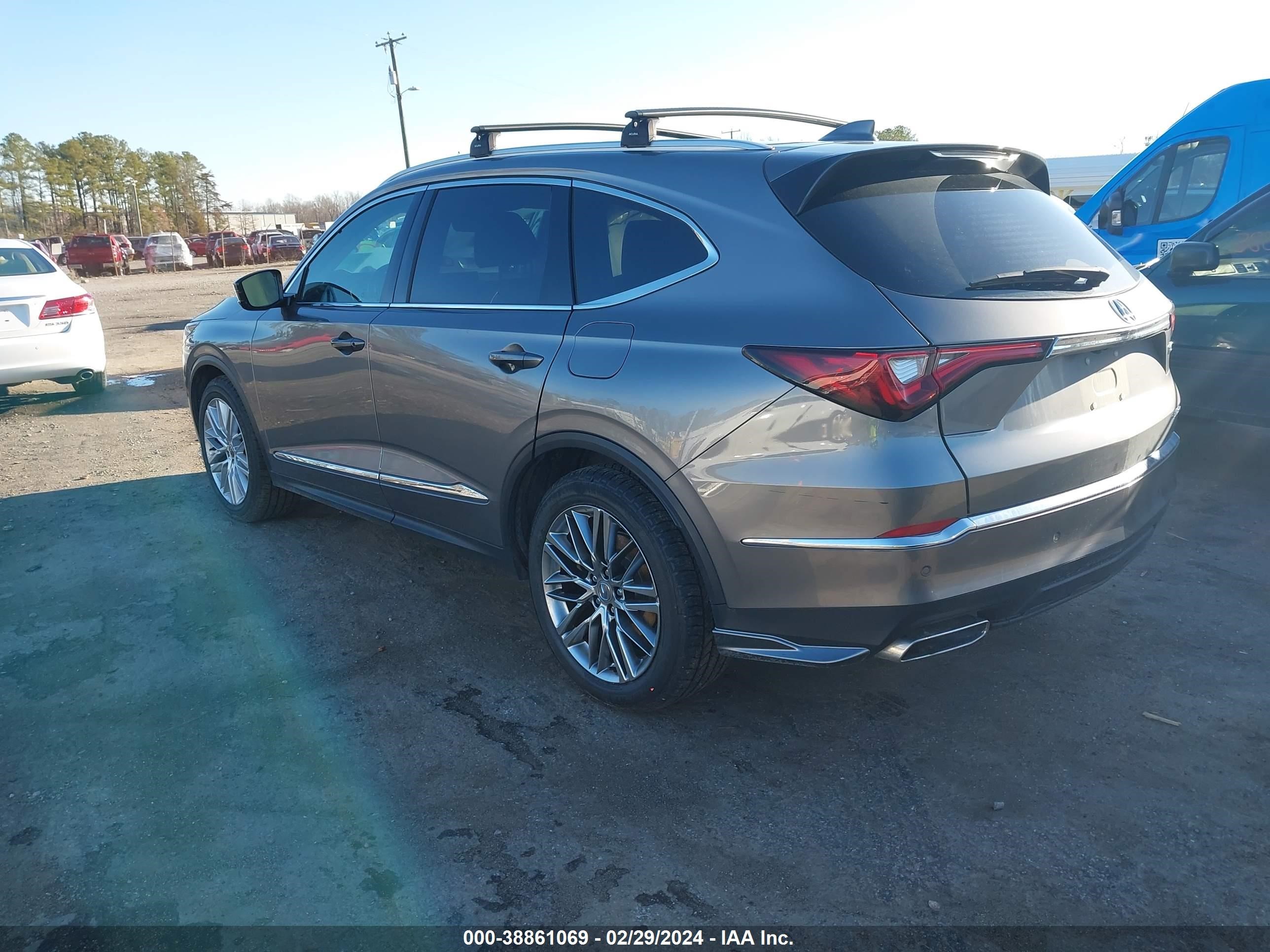 Photo 2 VIN: 5J8YE1H81NL011617 - ACURA MDX 