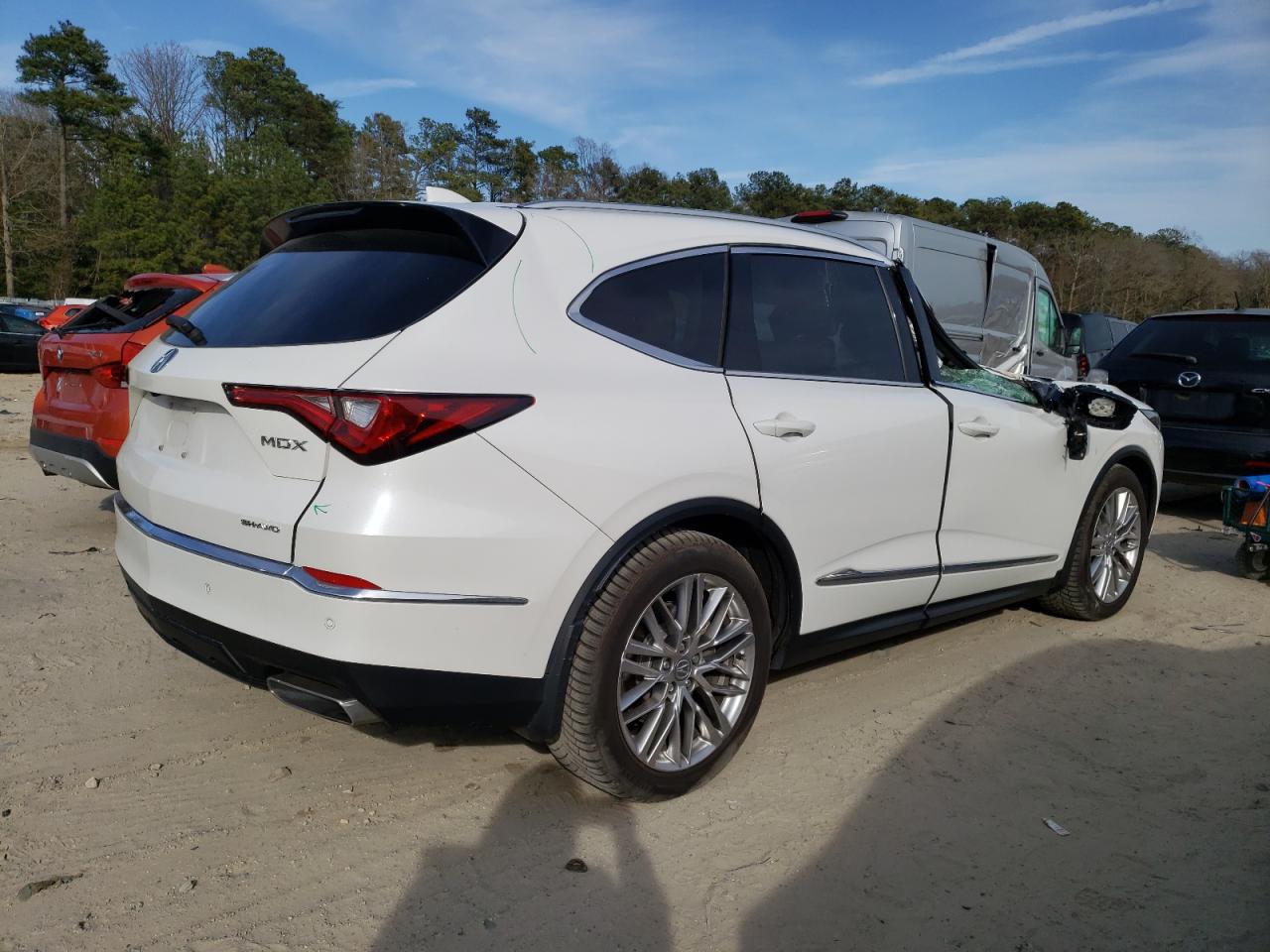 Photo 2 VIN: 5J8YE1H87NL047070 - ACURA MDX 