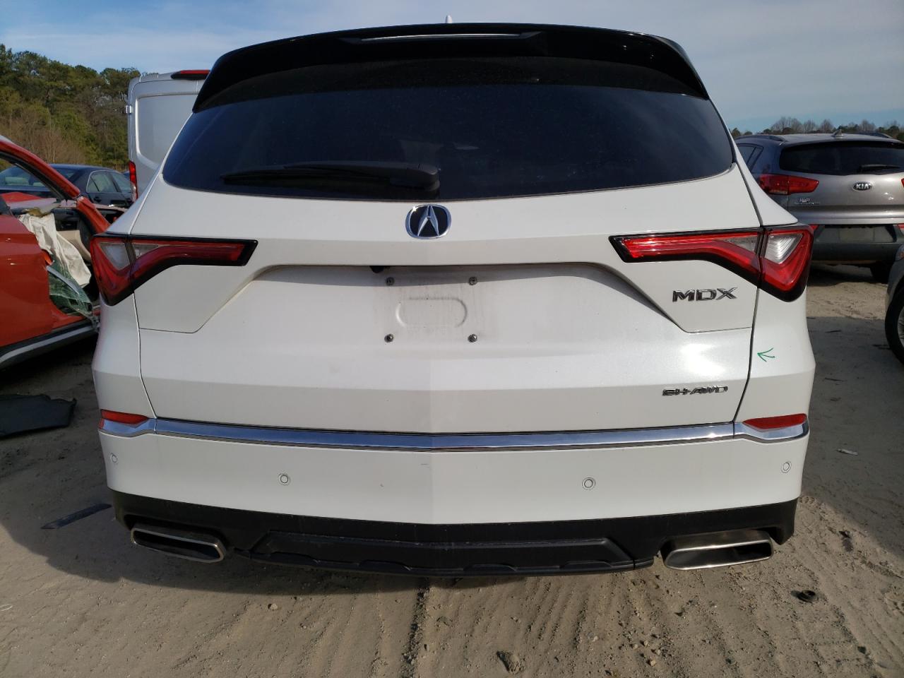 Photo 5 VIN: 5J8YE1H87NL047070 - ACURA MDX 