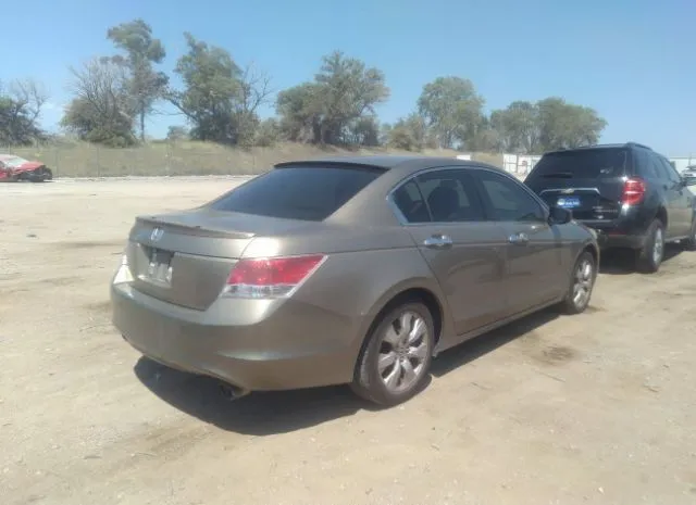 Photo 3 VIN: 5KBCP3F70AB009638 - HONDA ACCORD SDN 