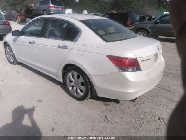 Photo 2 VIN: 5KBCP3F81AB002142 - HONDA ACCORD SDN 