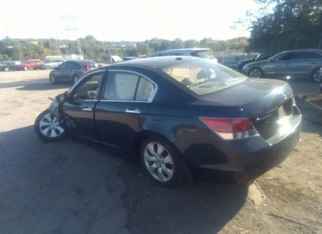 Photo 2 VIN: 5KBCP3F81AB017563 - HONDA ACCORD SDN 