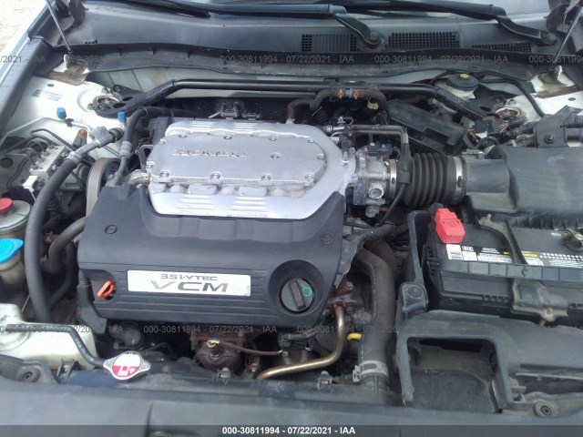 Photo 9 VIN: 5KBCP3F83AB003213 - HONDA ACCORD SDN 