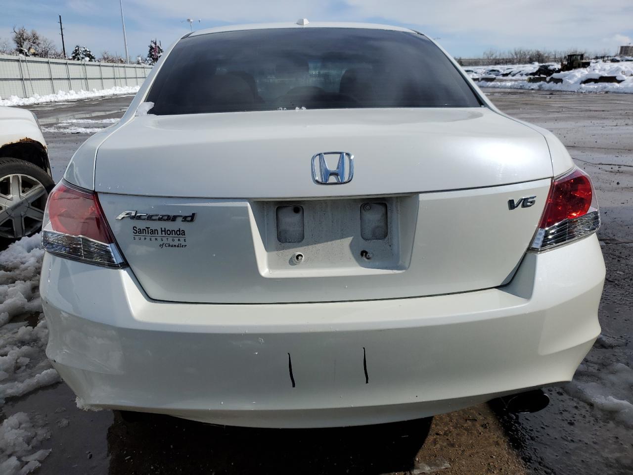 Photo 5 VIN: 5KBCP3F87AB004266 - HONDA ACCORD 