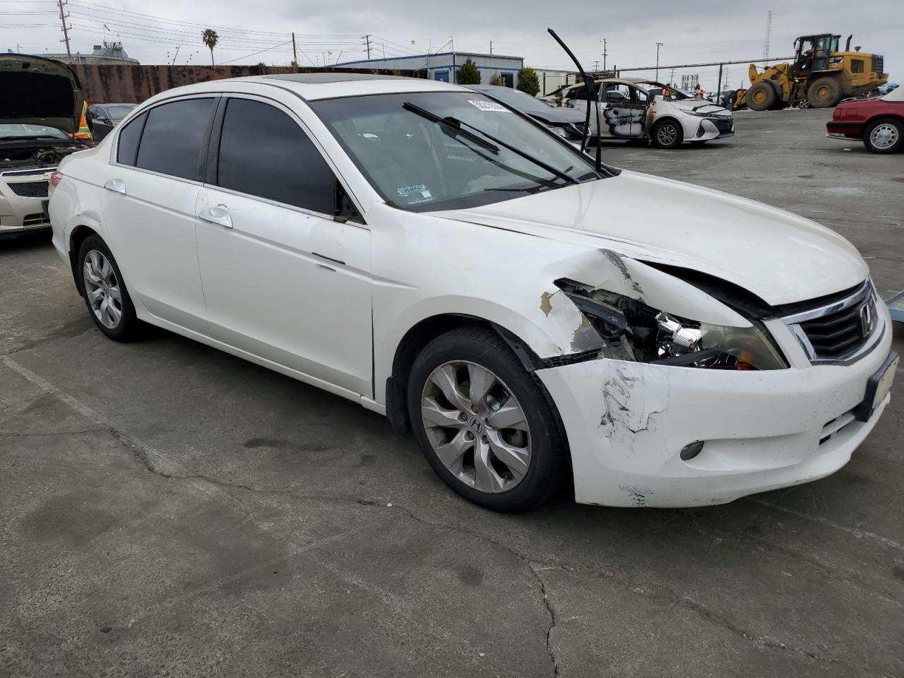 Photo 3 VIN: 5KBCP3F87AB017096 - HONDA ACCORD 