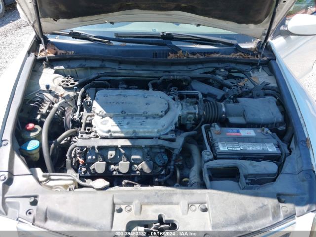 Photo 9 VIN: 5KBCP3F8XAB016606 - HONDA ACCORD 