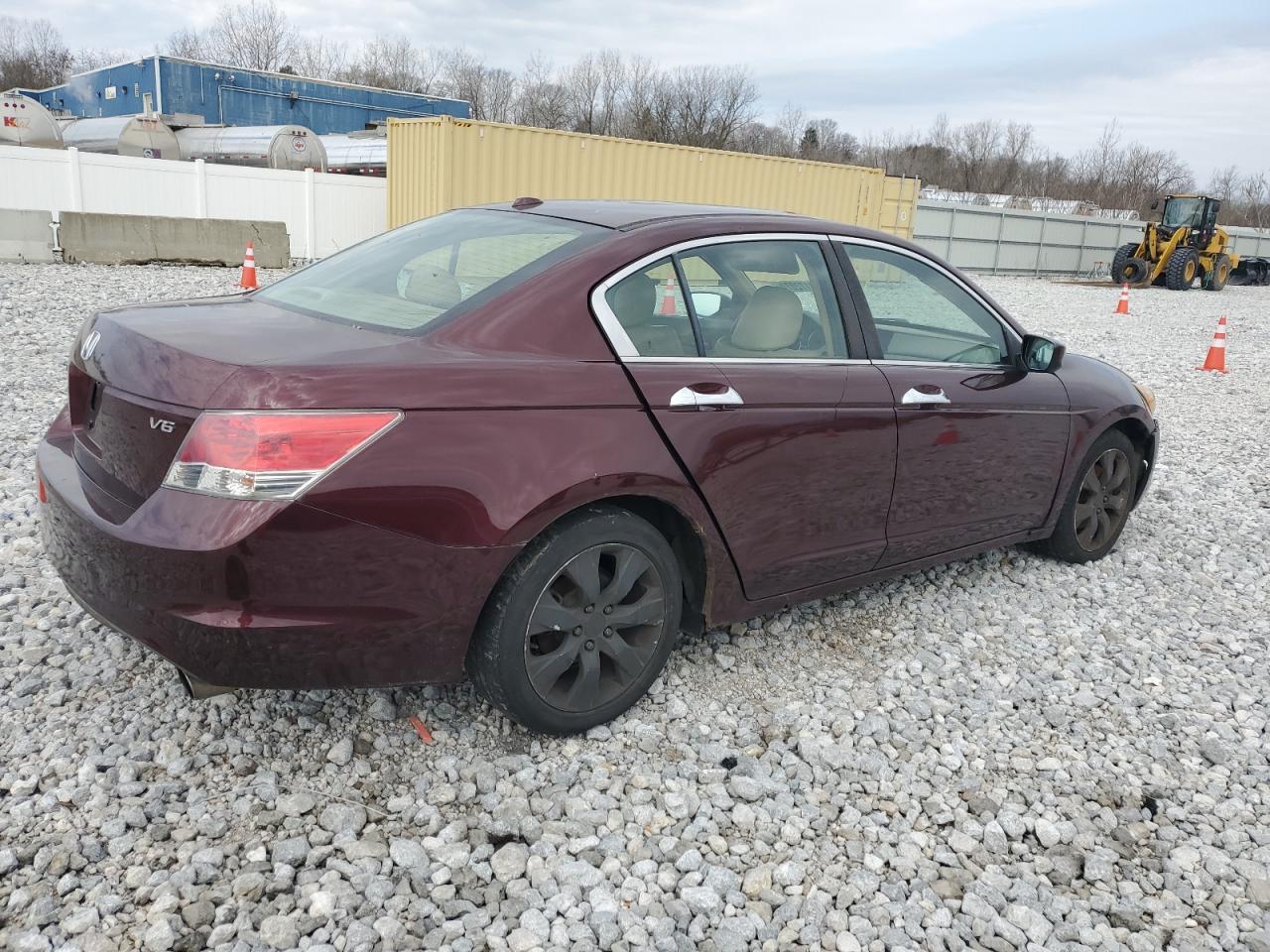 Photo 2 VIN: 5KBCP3F8XAB017349 - HONDA ACCORD 