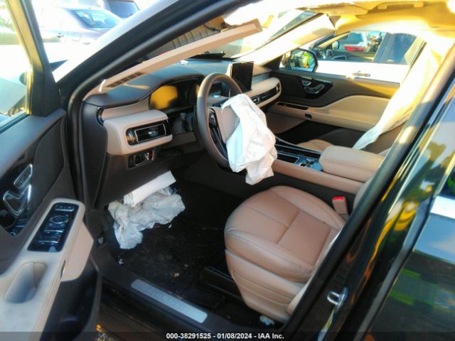 Photo 4 VIN: 5LM5J6XC1PGL13543 - LINCOLN AVIATOR 