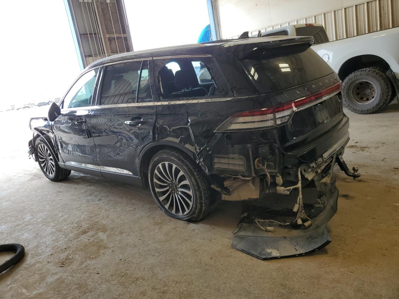 Photo 1 VIN: 5LM5J7WC2LGL28425 - LINCOLN AVIATOR 