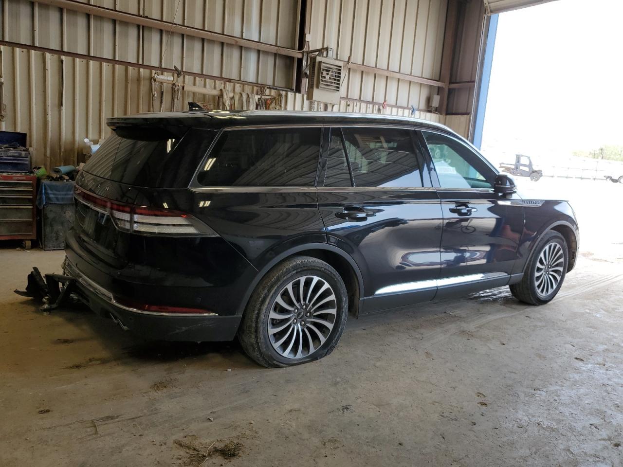 Photo 2 VIN: 5LM5J7WC2LGL28425 - LINCOLN AVIATOR 