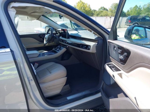 Photo 4 VIN: 5LM5J7WC3LGL30250 - LINCOLN AVIATOR 