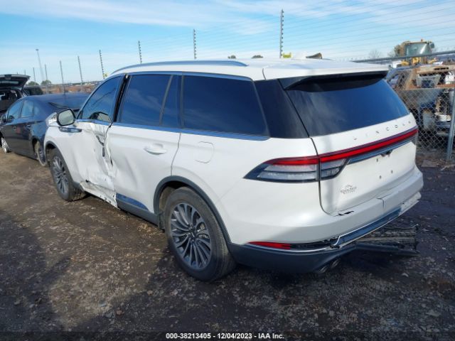 Photo 2 VIN: 5LM5J7WC4LGL37711 - LINCOLN AVIATOR 