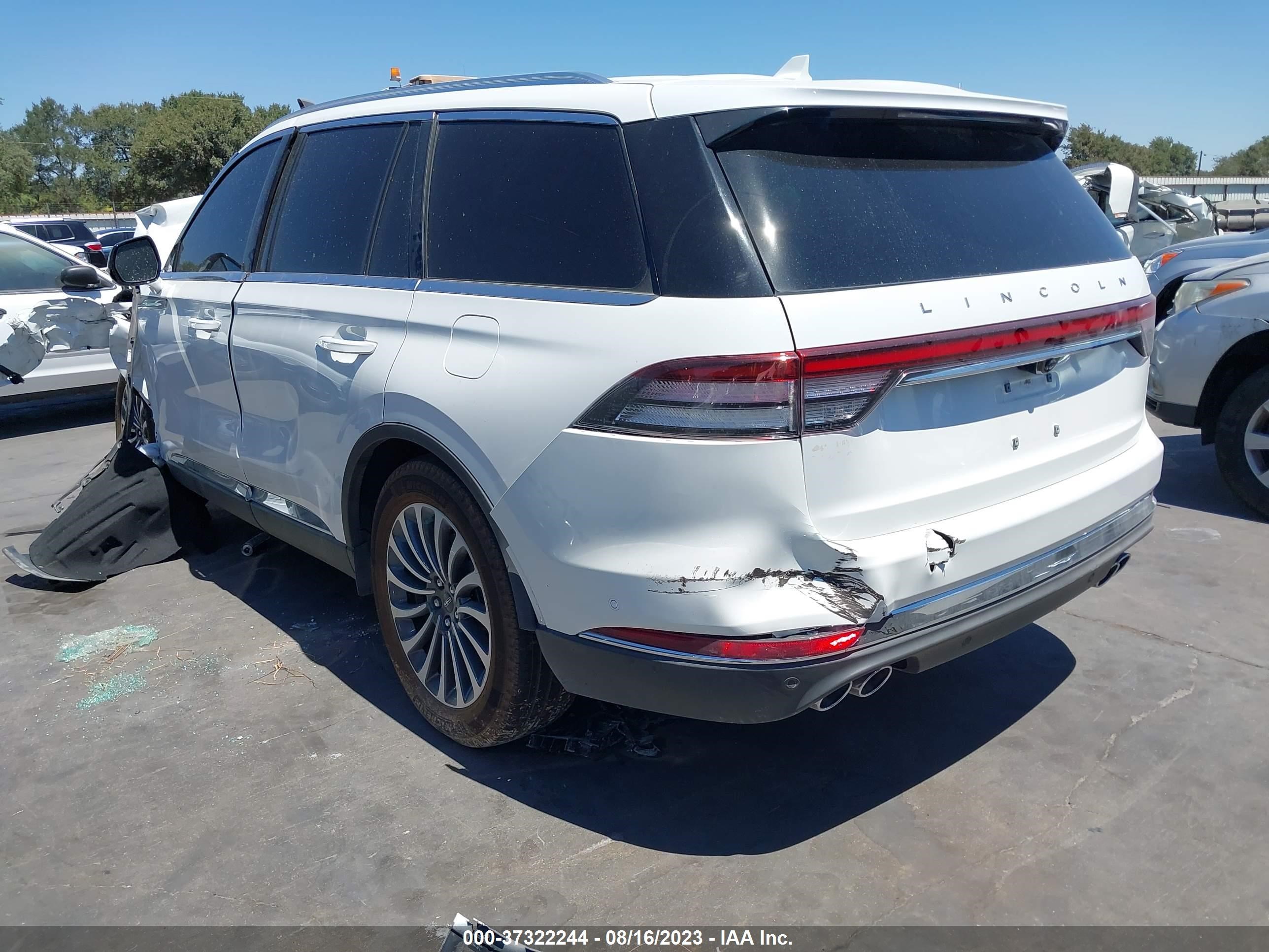 Photo 2 VIN: 5LM5J7WC5PGL00575 - LINCOLN AVIATOR 