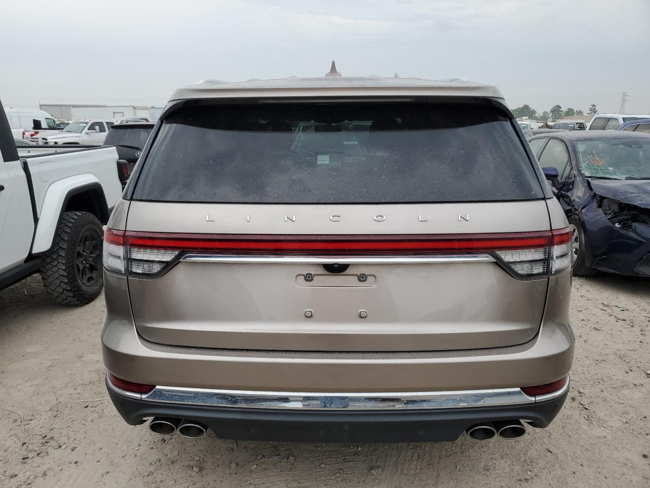 Photo 6 VIN: 5LM5J7WC9LGL18006 - LINCOLN AVIATOR 