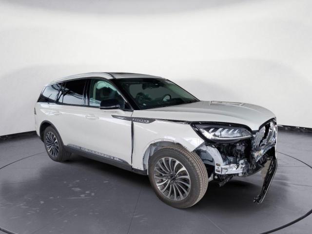 Photo 3 VIN: 5LM5J7WC9PGL14351 - LINCOLN AVIATOR RE 