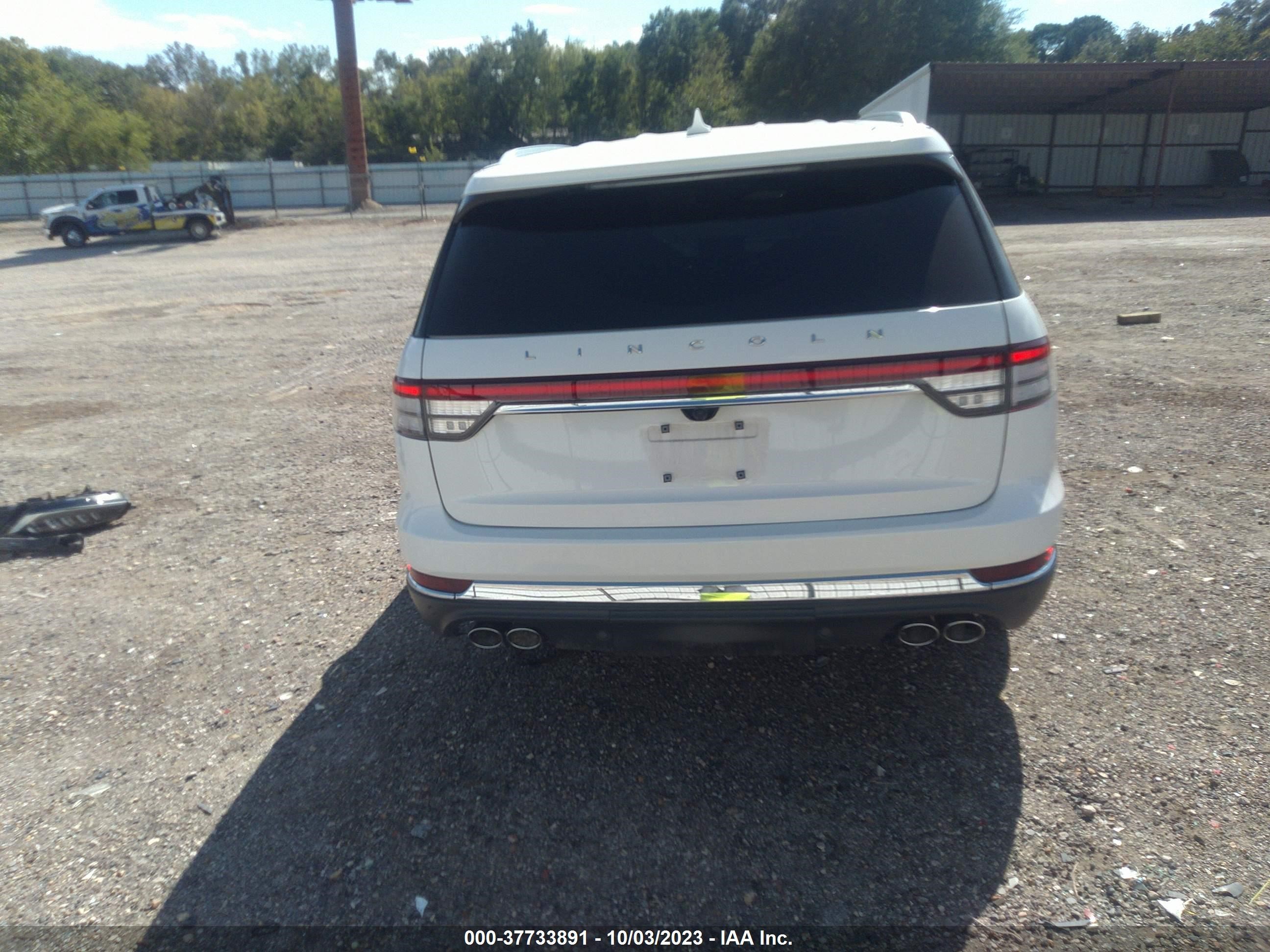 Photo 15 VIN: 5LM5J7WCXMGL07761 - LINCOLN AVIATOR 