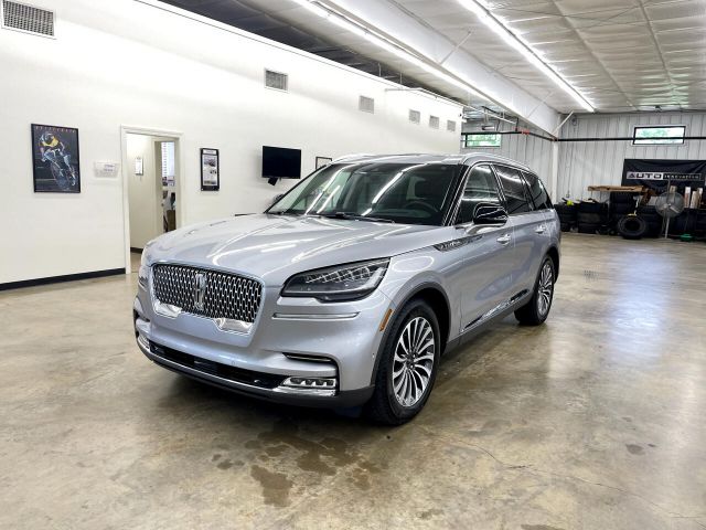 Photo 1 VIN: 5LM5J7WCXMGL19053 - LINCOLN AVIATOR 