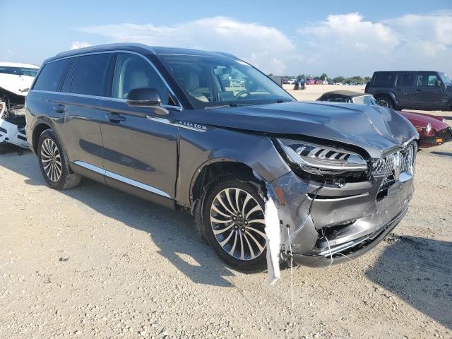 Photo 3 VIN: 5LM5J7WCXNGL10760 - LINCOLN AVIATOR RE 