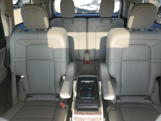 Photo 9 VIN: 5LM5J7WCXNGL10760 - LINCOLN AVIATOR RE 