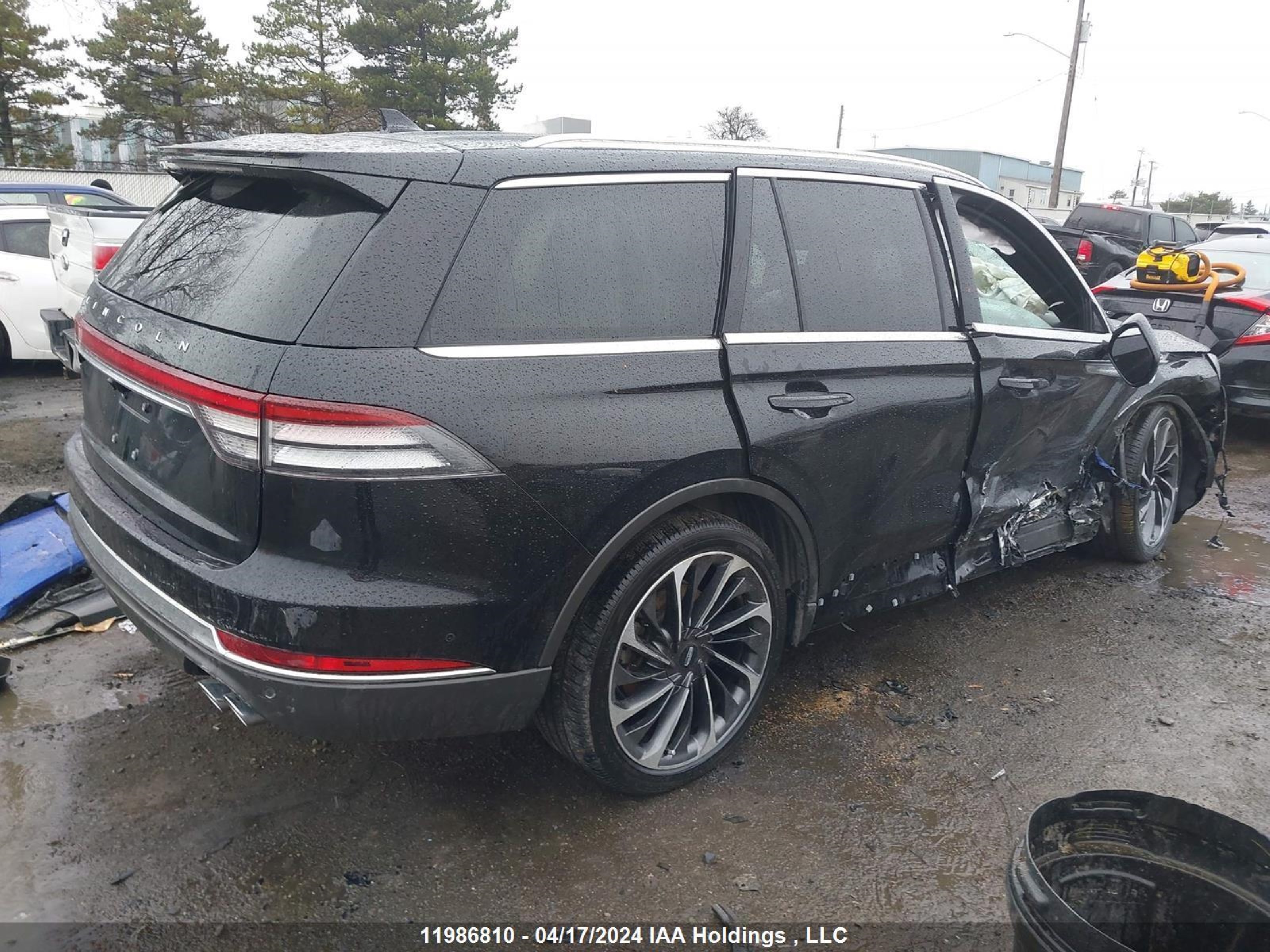 Photo 3 VIN: 5LM5J7XC0NGL07204 - LINCOLN AVIATOR 