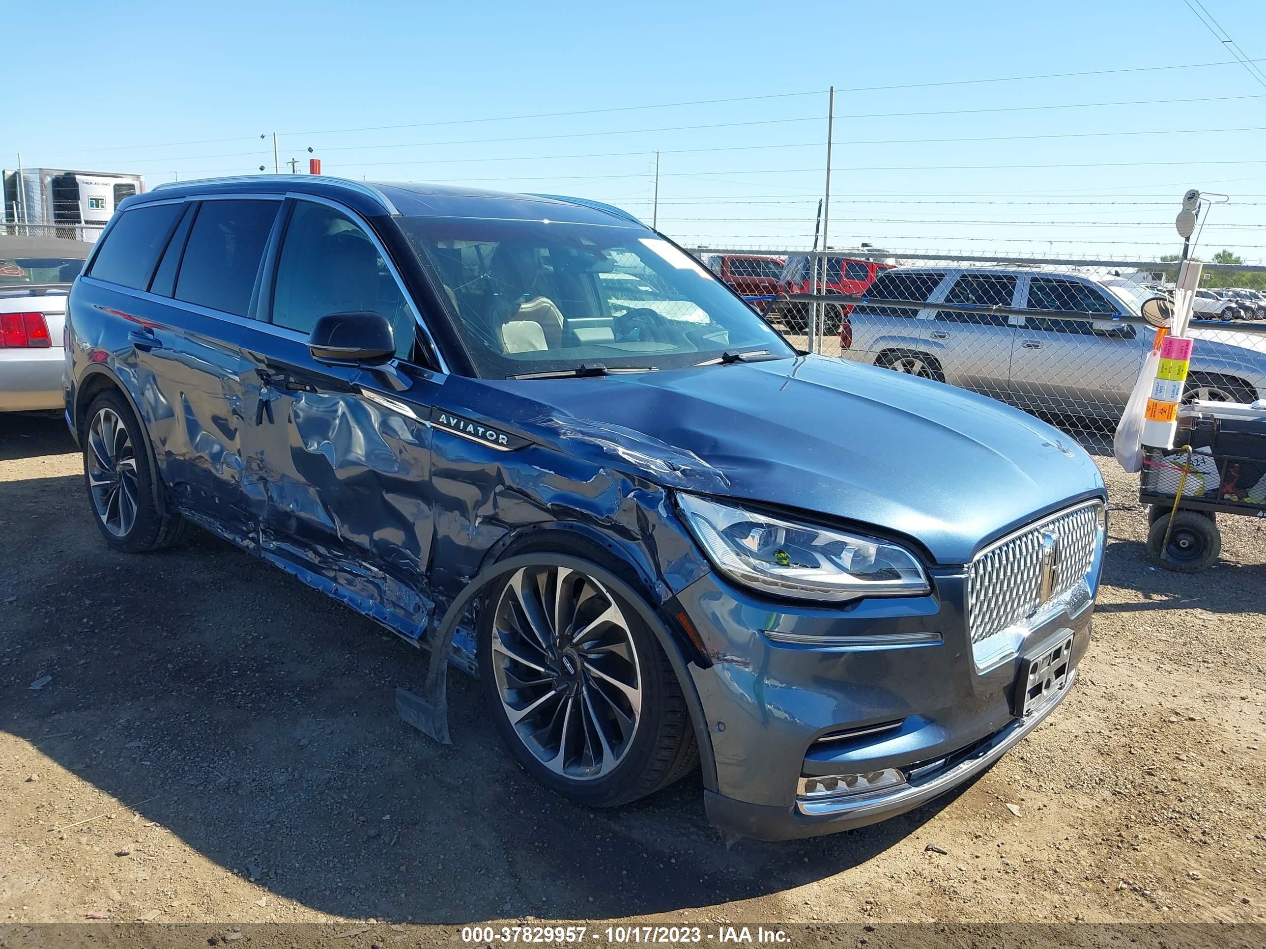 Photo 5 VIN: 5LM5J7XC1LGL01232 - LINCOLN AVIATOR 