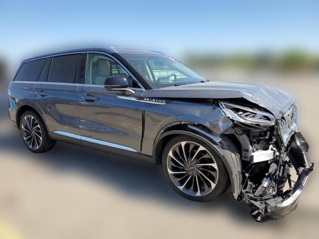 Photo 3 VIN: 5LM5J7XC1NGL12489 - LINCOLN AVIATOR 