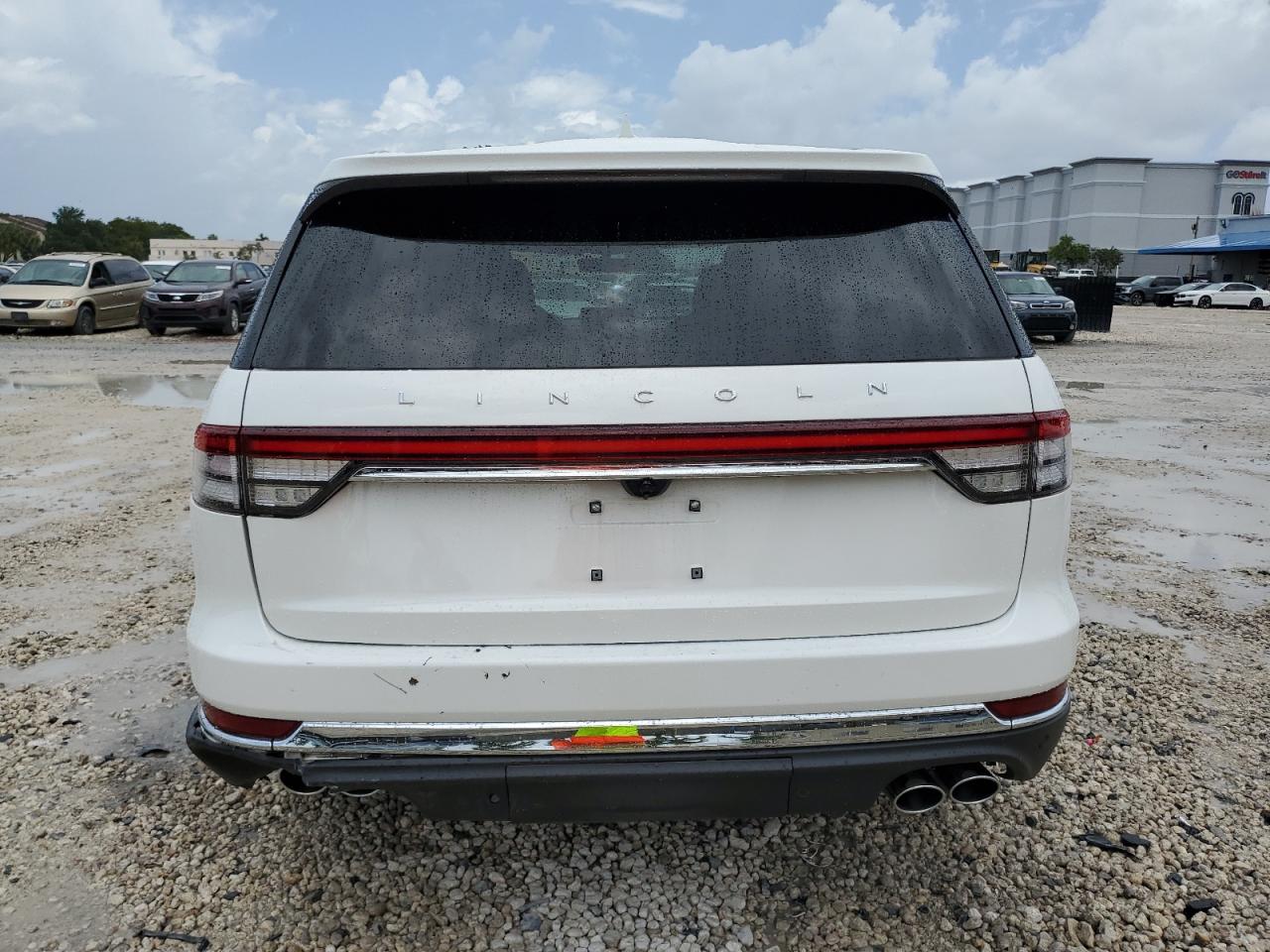 Photo 5 VIN: 5LM5J7XC1NGL18017 - LINCOLN AVIATOR 