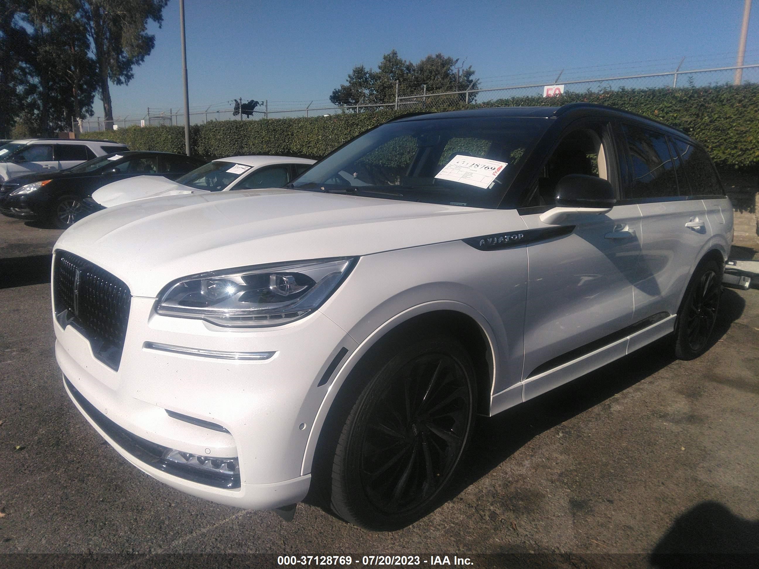 Photo 1 VIN: 5LM5J7XC1PGL02578 - LINCOLN AVIATOR 