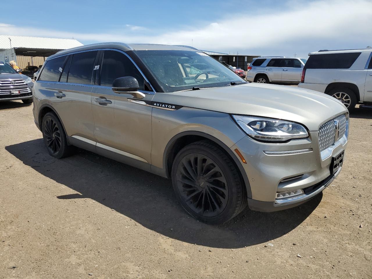 Photo 3 VIN: 5LM5J7XC1PGL15668 - LINCOLN AVIATOR 