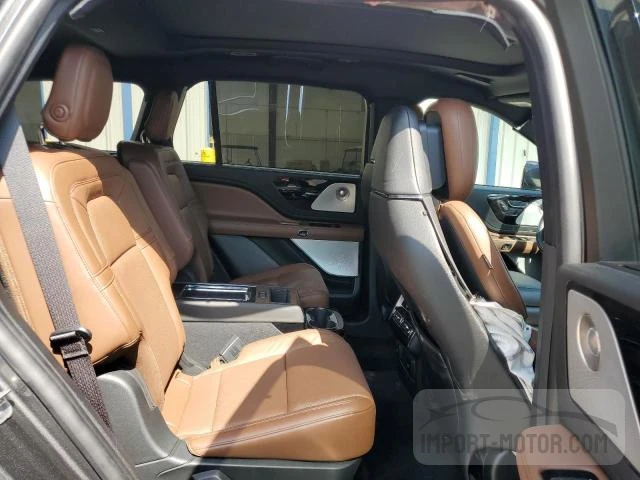 Photo 9 VIN: 5LM5J7XC3LGL09137 - LINCOLN AVIATOR 